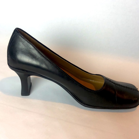 Kenneth Cole Reaction black square to pump - Picture 5 of 10